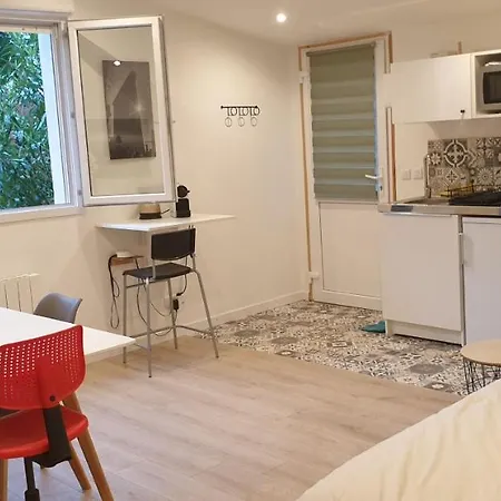Adorable Studio 25M² Tres Calme Avec Parking Marseille Exterior photo