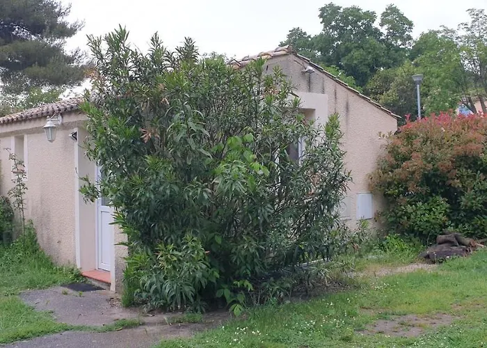 Adorable studio 25m² très calme avec parking