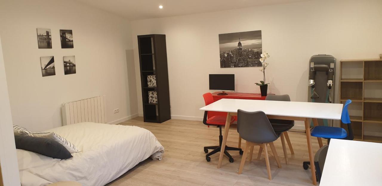 Adorable 25m² Tres Calme Avec Parking Apartment *