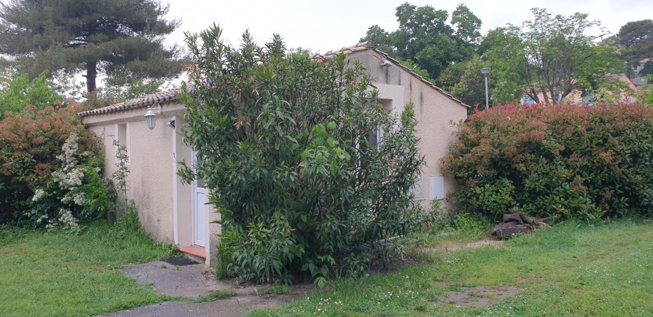 Apartment Adorable 25m² Tres Calme Avec Parking Marseille